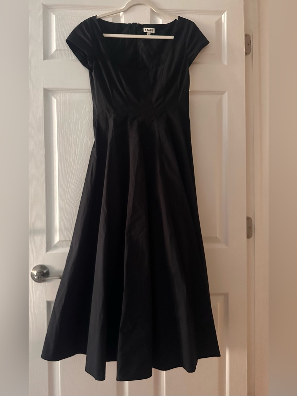 STAUD Wells Stretch Cotton Fit & Flare Midi Dress - Picture 4 of 8